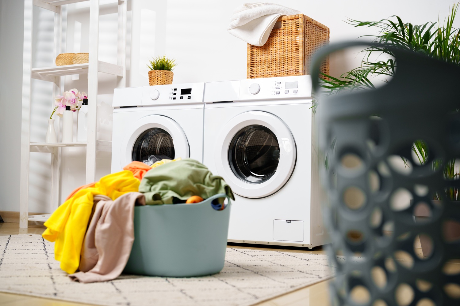 How to Catch Up on Laundry After the Holidays