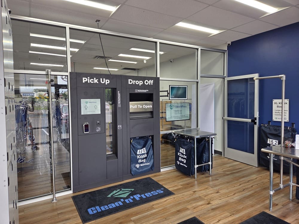 Stillwater Kiosk Lobby Pic-1